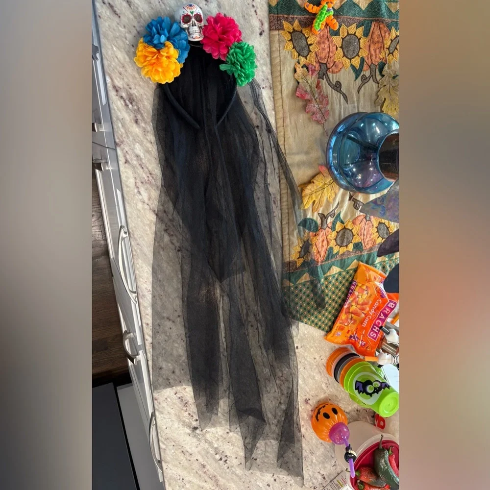 DIA DE LOS MUERTOS | Day of the Dead Festive and Colorful Floral Headband Veil